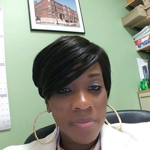 Meet your Posher, Shareen